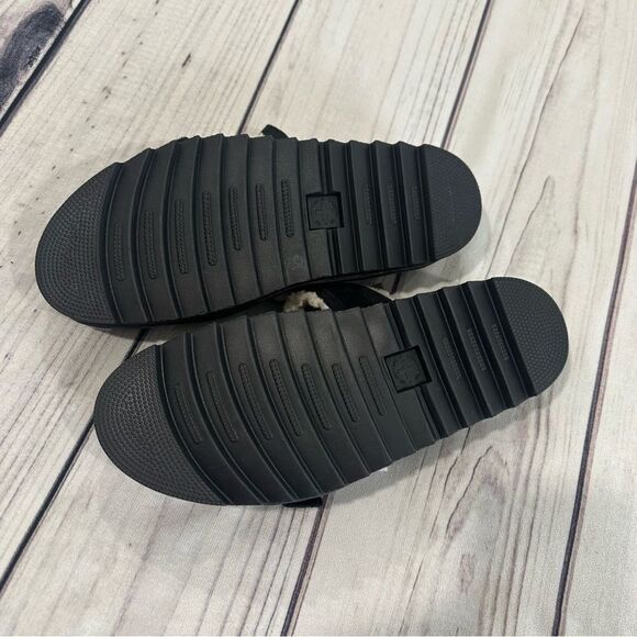 Dr Martens Myles Suede & Sherpa Platform Sandals Warmwair Mens 10 Womens 11 NEW‎